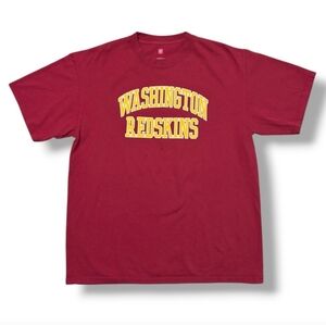 NFL Red Crew Neck Short Sleeve Washington Redskins Shirt VINTAGE Y2K